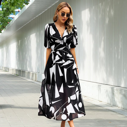 Isolde | V-neck midi dress